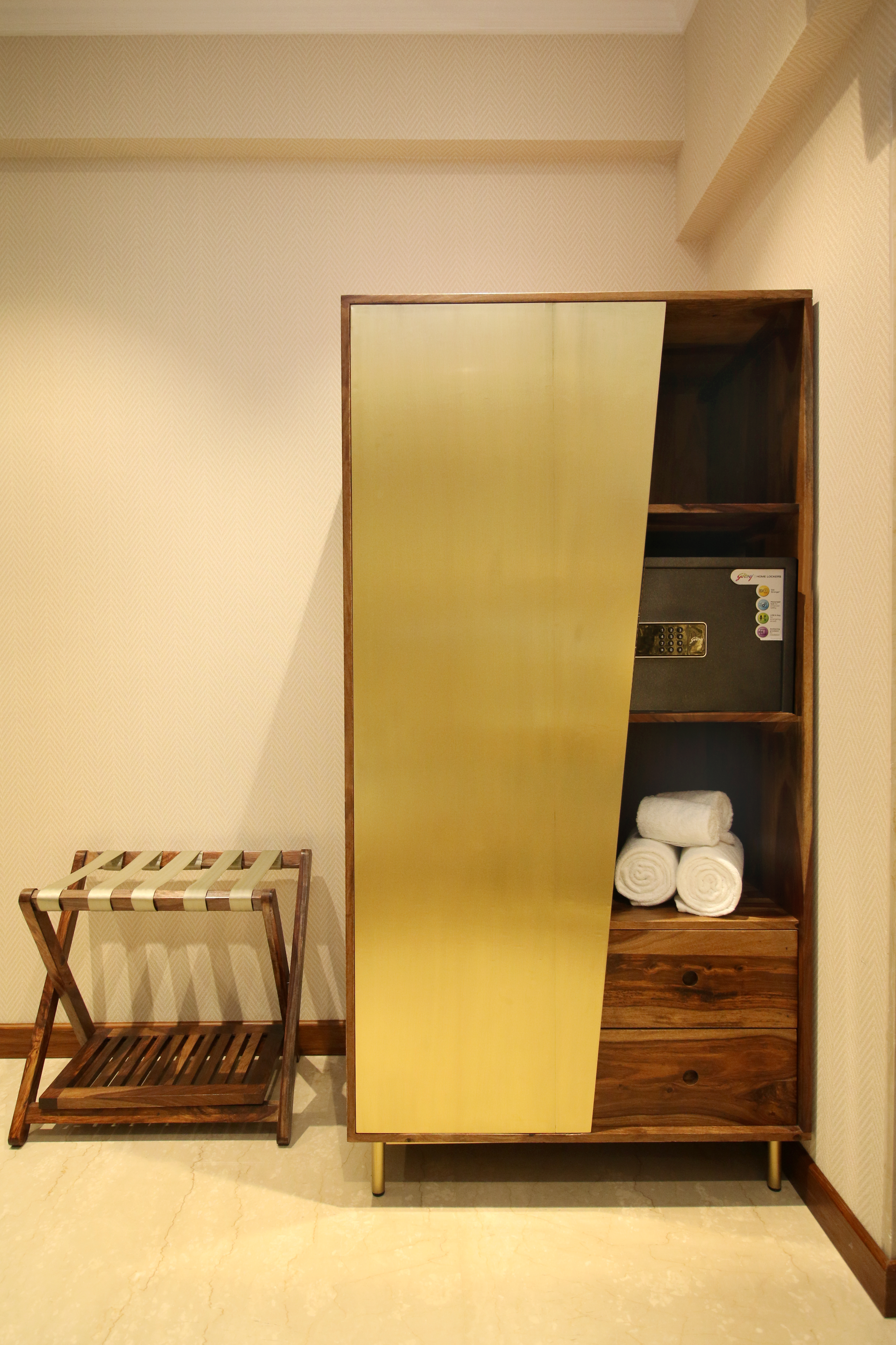 Theory 9 - Bandra - 4