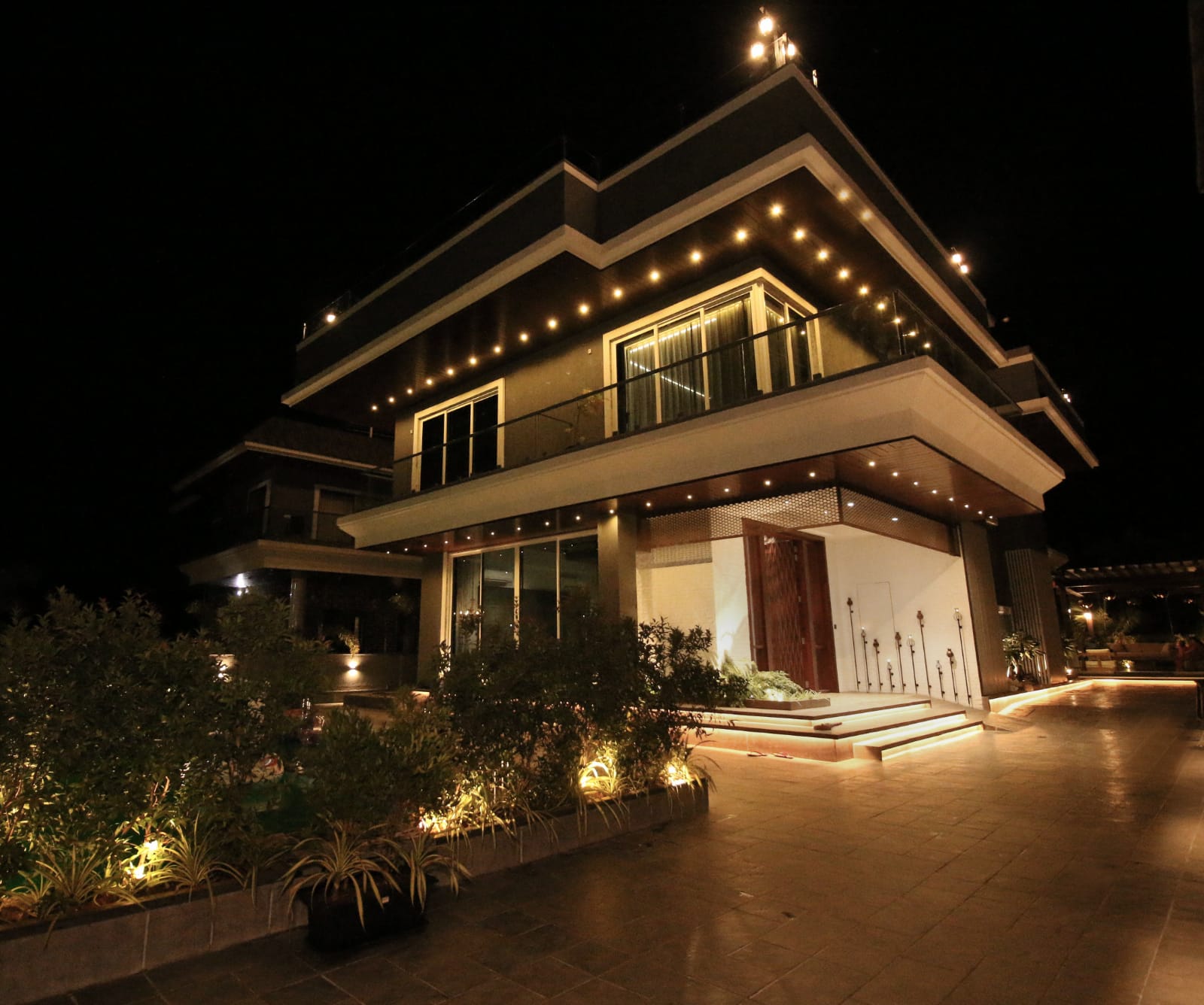 Tipu Villa - 1